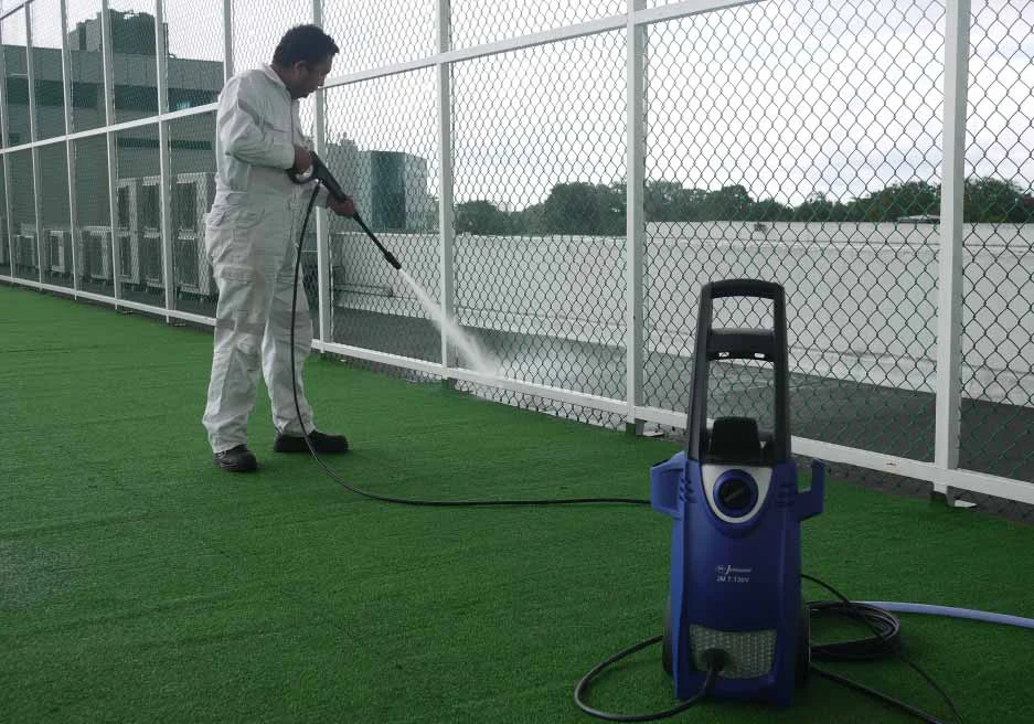 roof-washer-01